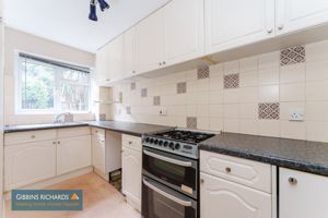 Kitchen- click for photo gallery